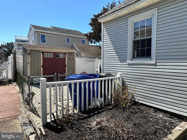 118 E MARYLAND AVE, Long Beach Township, NJ 08008