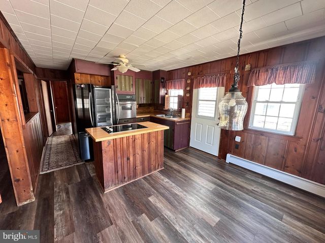 118 E MARYLAND AVE, Long Beach Township, NJ 08008