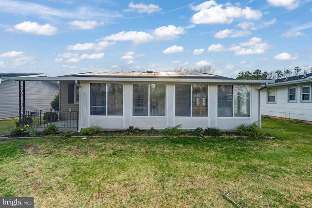 4 CAMPION CT, Brick, NJ 08724