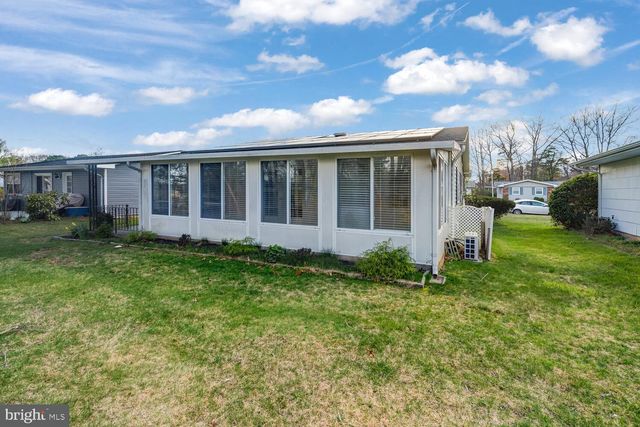 4 CAMPION CT, Brick, NJ 08724