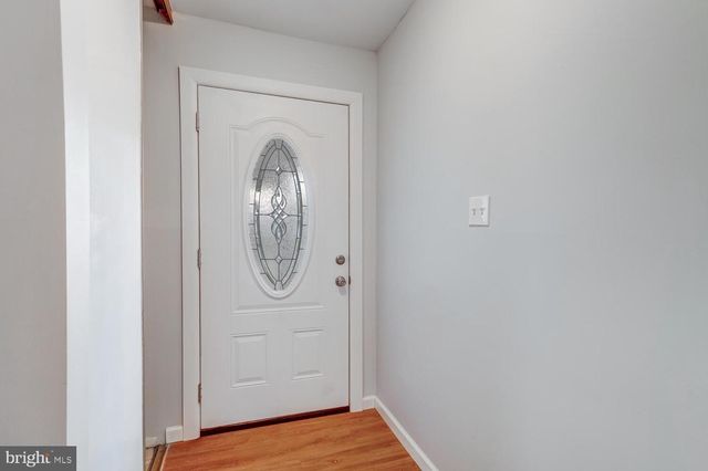 4 CAMPION CT, Brick, NJ 08724