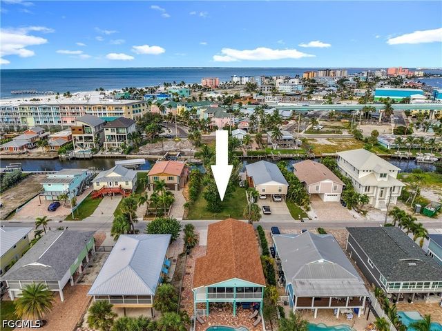 219 Primo DR, Fort Myers Beach, FL 33931