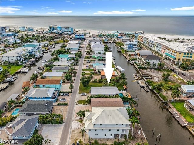 219 Primo DR, Fort Myers Beach, FL 33931