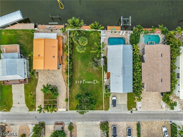 219 Primo DR, Fort Myers Beach, FL 33931