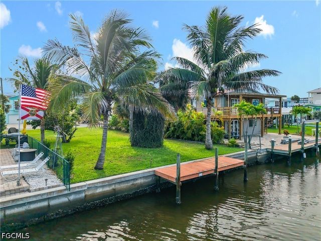 219 Primo DR, Fort Myers Beach, FL 33931