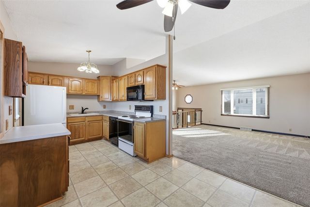 3500 Sue Lane NW, Cedar Rapids, IA 52405