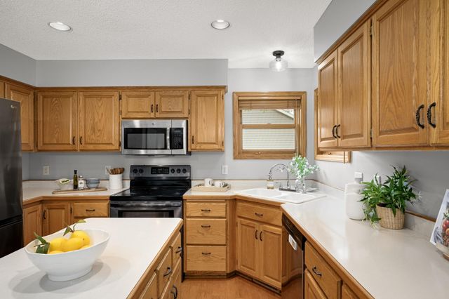 5410 Teakwood Lane N, Plymouth, MN 55442