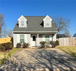 1003 25th Street, Rogers, AR 72758