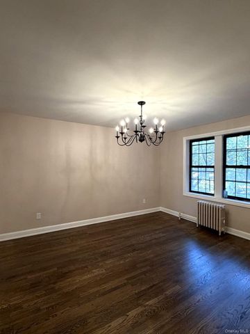 68-36 Burns Street B4, Forest Hills, NY 11375