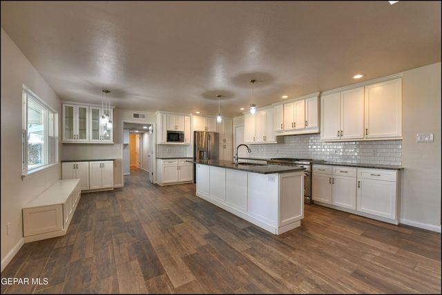 1051 VILLA LINDA Way, El Paso, TX 79932