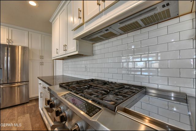 1051 VILLA LINDA Way, El Paso, TX 79932