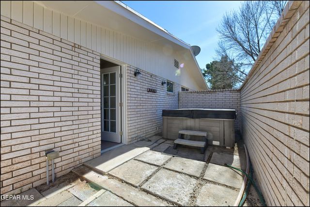 1051 VILLA LINDA Way, El Paso, TX 79932