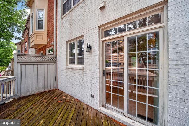 821 CAPITOL SQUARE PL SW, Washington, DC 20024