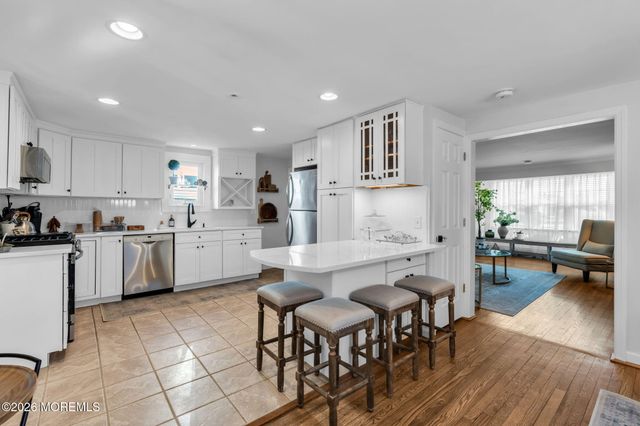 115 Tenth Avenue, Spring Lake, NJ 07762