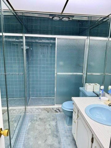401 NE 14th Ave 602, Hallandale Beach, FL 33009