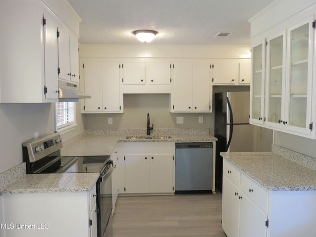 119 Hill Circle, Pearl, MS 39208