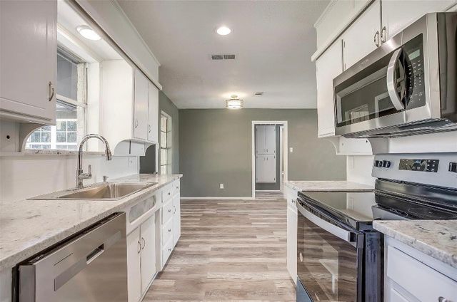 3501 NE 10th Street, Mineral Wells, TX 76067
