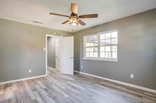 3501 NE 10th Street, Mineral Wells, TX 76067