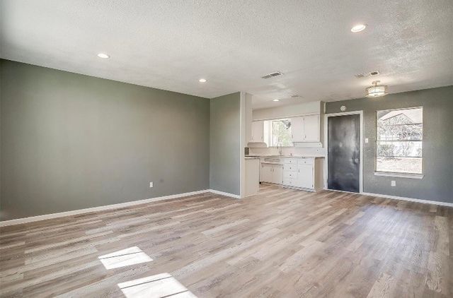 3501 NE 10th Street, Mineral Wells, TX 76067