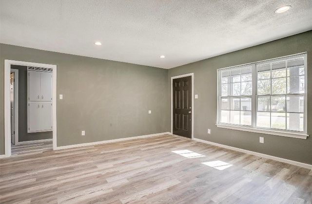 3501 NE 10th Street, Mineral Wells, TX 76067