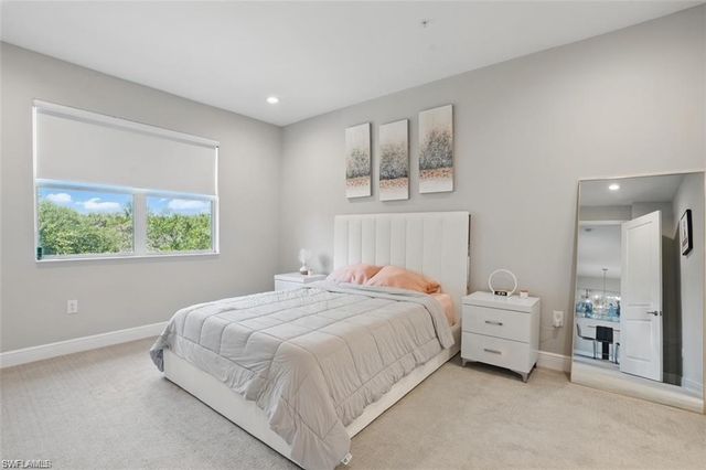 2567 Seychelles DR 206, Naples, FL 34112