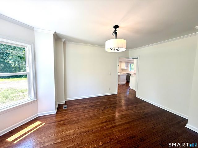 40 Church Street, Seymour, CT 06483