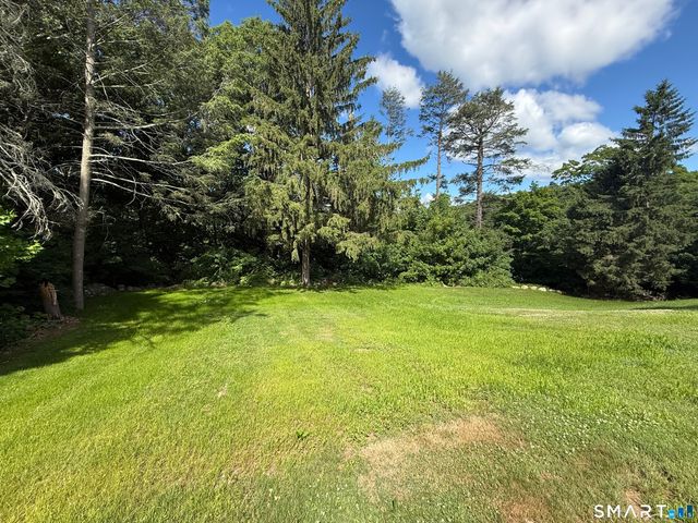 40 Church Street, Seymour, CT 06483