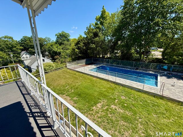 40 Church Street, Seymour, CT 06483
