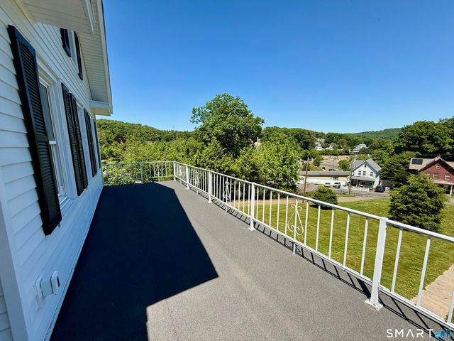 40 Church Street, Seymour, CT 06483