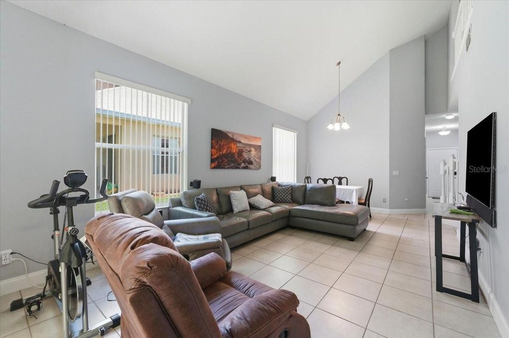 Image 6 of property listing at 2446 TEMPLE GROVE LANE, Kissimmee, FL 34741