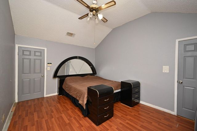 13102 Richmond Avenue, Houston, TX 77082