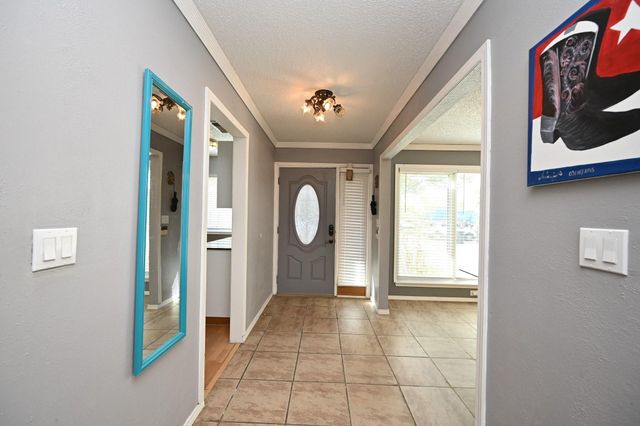 13102 Richmond Avenue, Houston, TX 77082