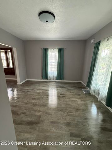 914 W Hillsdale Street, Lansing, MI 48915