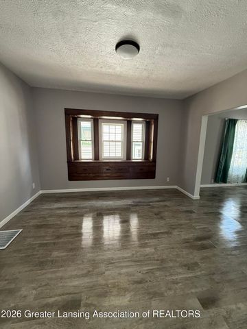 914 W Hillsdale Street, Lansing, MI 48915
