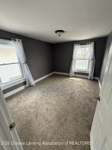 914 W Hillsdale Street, Lansing, MI 48915