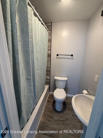 914 W Hillsdale Street, Lansing, MI 48915
