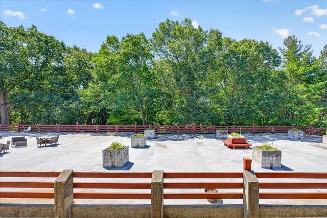 55 Tall Oaks Drive 402, Weymouth, MA 02190