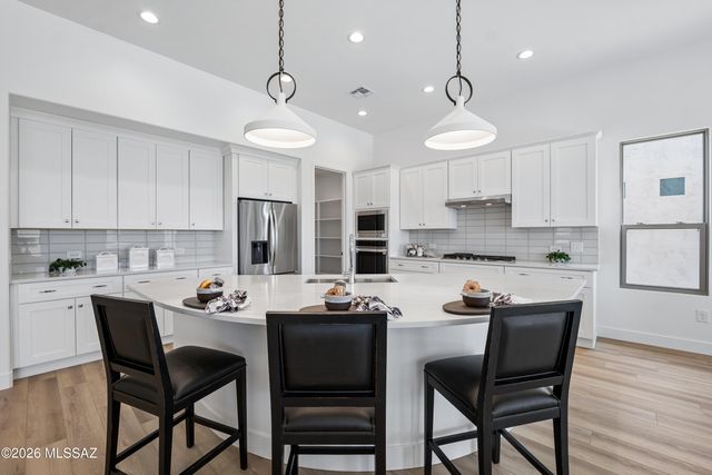 30972 S Blue Granite Lane, Oracle, AZ 85623