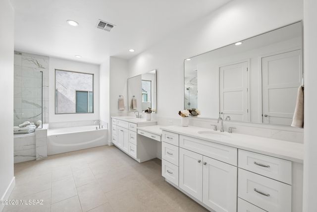 30972 S Blue Granite Lane, Oracle, AZ 85623
