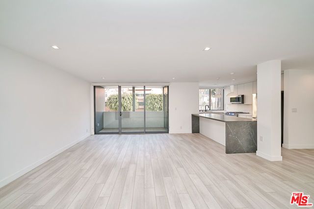 145 S Maple Drive 101, Los Angeles, CA 90212