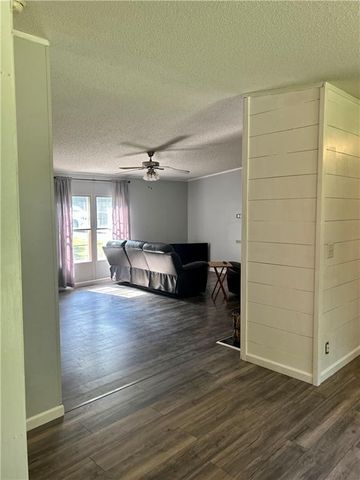 7055 Old Plantation Drive, Graham, NC 27253