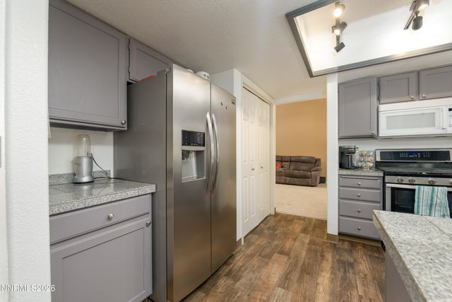 1879 Rankin Drive, Carson City, NV 89701