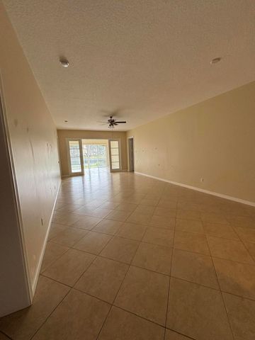 5 Harbour Isle Drive E 103, Fort Pierce, FL 34949