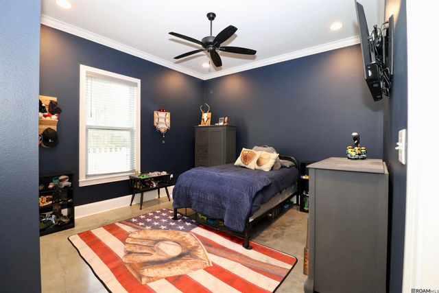 12016 Cane Dr, St Francisville, LA 70775