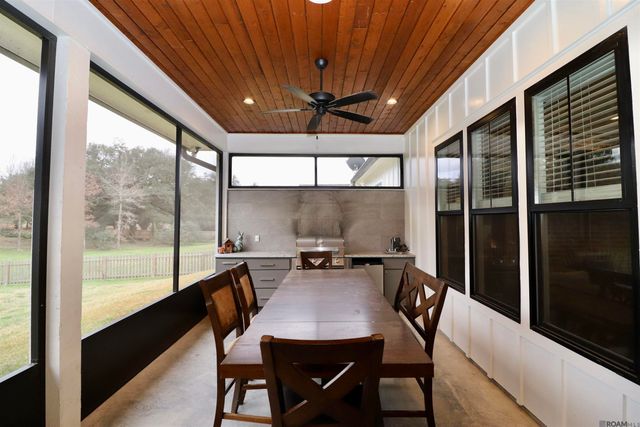 12016 Cane Dr, St Francisville, LA 70775