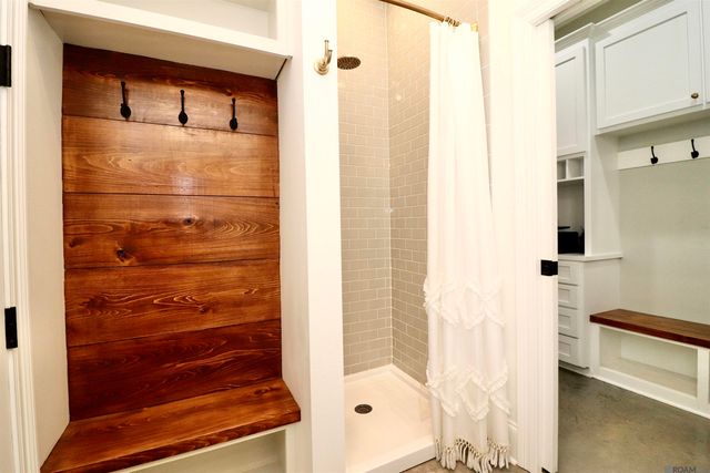 12016 Cane Dr, St Francisville, LA 70775