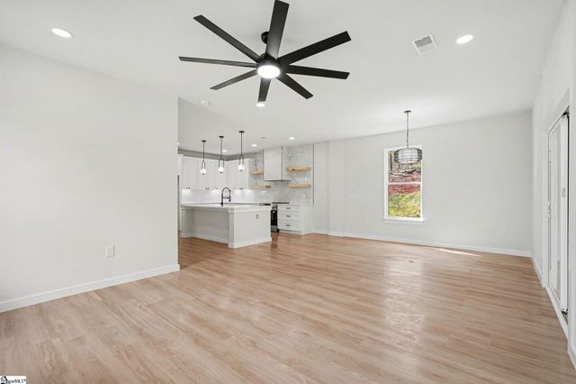 130 Boxwood Lane, Easley, SC 29640