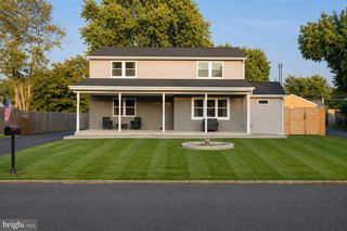 281 N HAWTHORNE, Langhorne, PA 19047