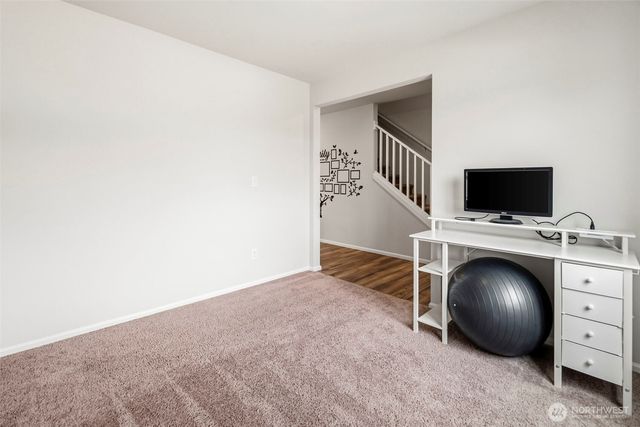 15187 Iverson Loop SE, Yelm, WA 98597