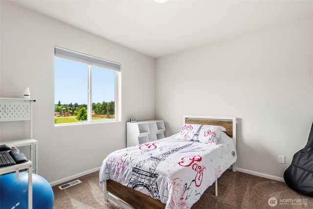 15187 Iverson Loop SE, Yelm, WA 98597